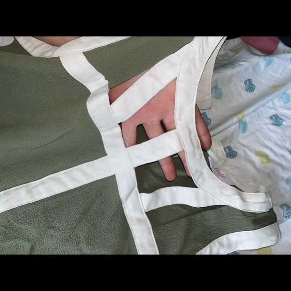 Tank top - Picture 2 of 3